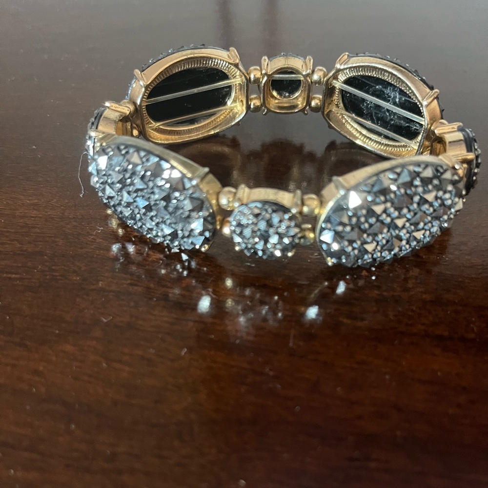 Fashion bracelet